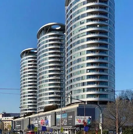 Towers - With Free Minibar Apartamento Bratislava