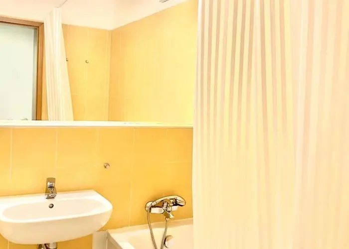 Towers - With Free Minibar