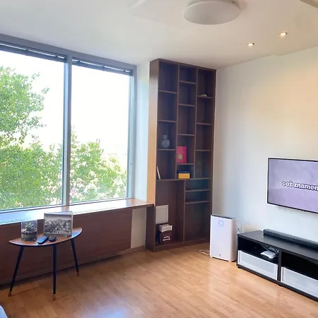 Towers - With Free Minibar