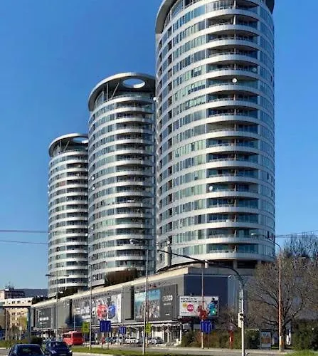 Towers - With Free Minibar Apartman Pozsony